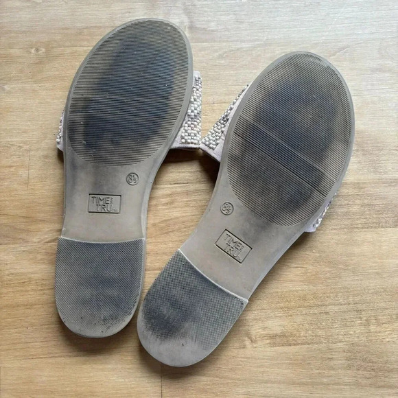 TIME AND TRU MEMORY FOAM Pink Embellished Band Flat Heel Slide Sandals Sz 8.5 - Picture 6 of 6